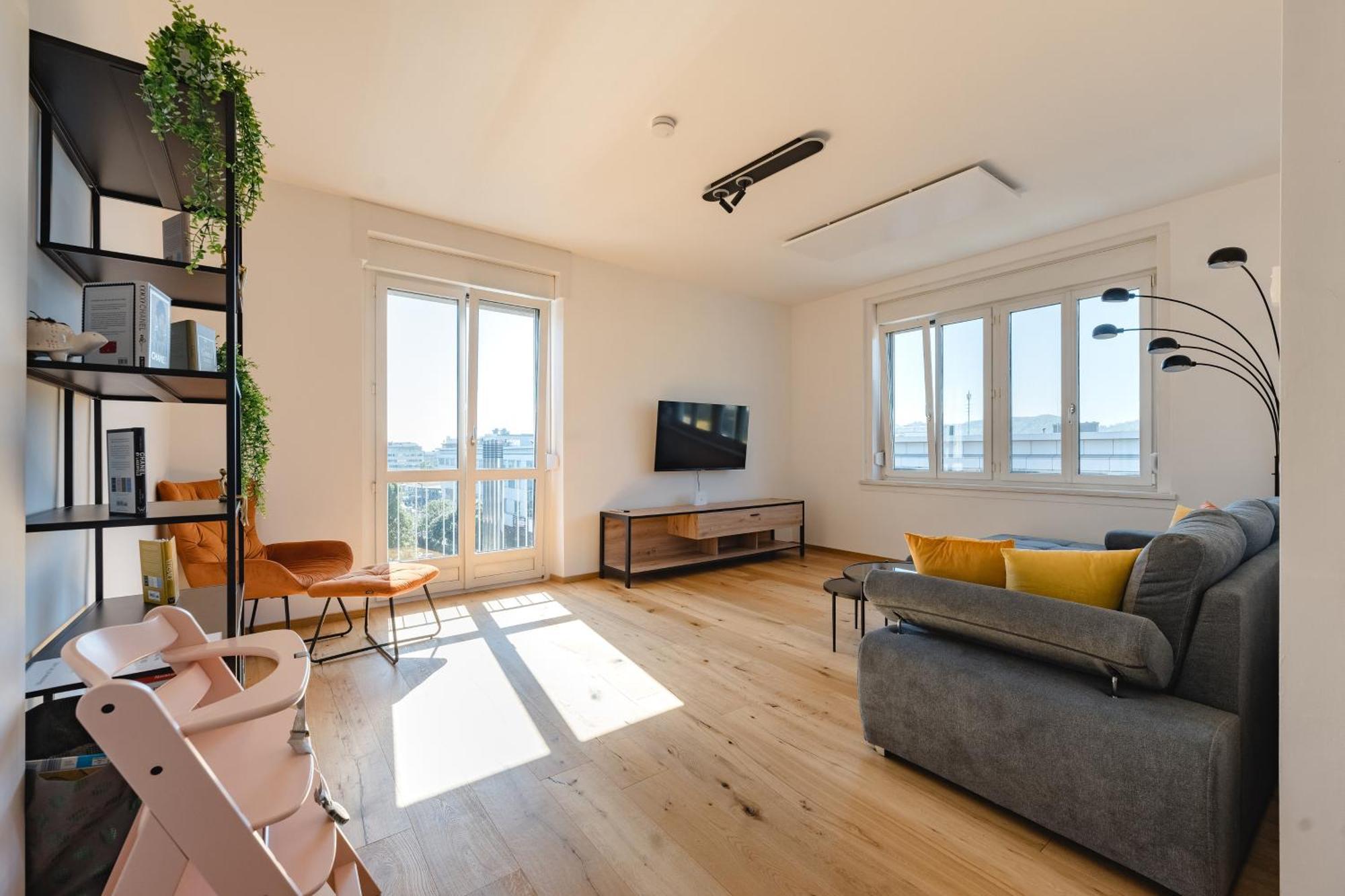 Tamliving Center Luxury 4 Rooms Smart Tv Kitchen Great View Graz Exterior foto