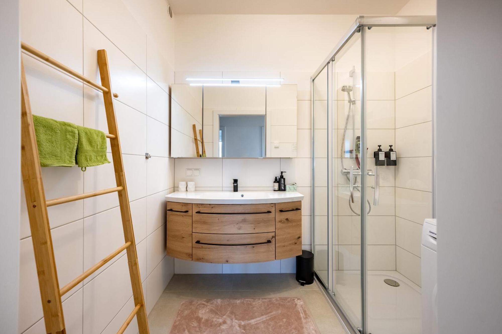 Tamliving Center Luxury 4 Rooms Smart Tv Kitchen Great View Graz Exterior foto